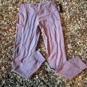 Purple leggings with pockets